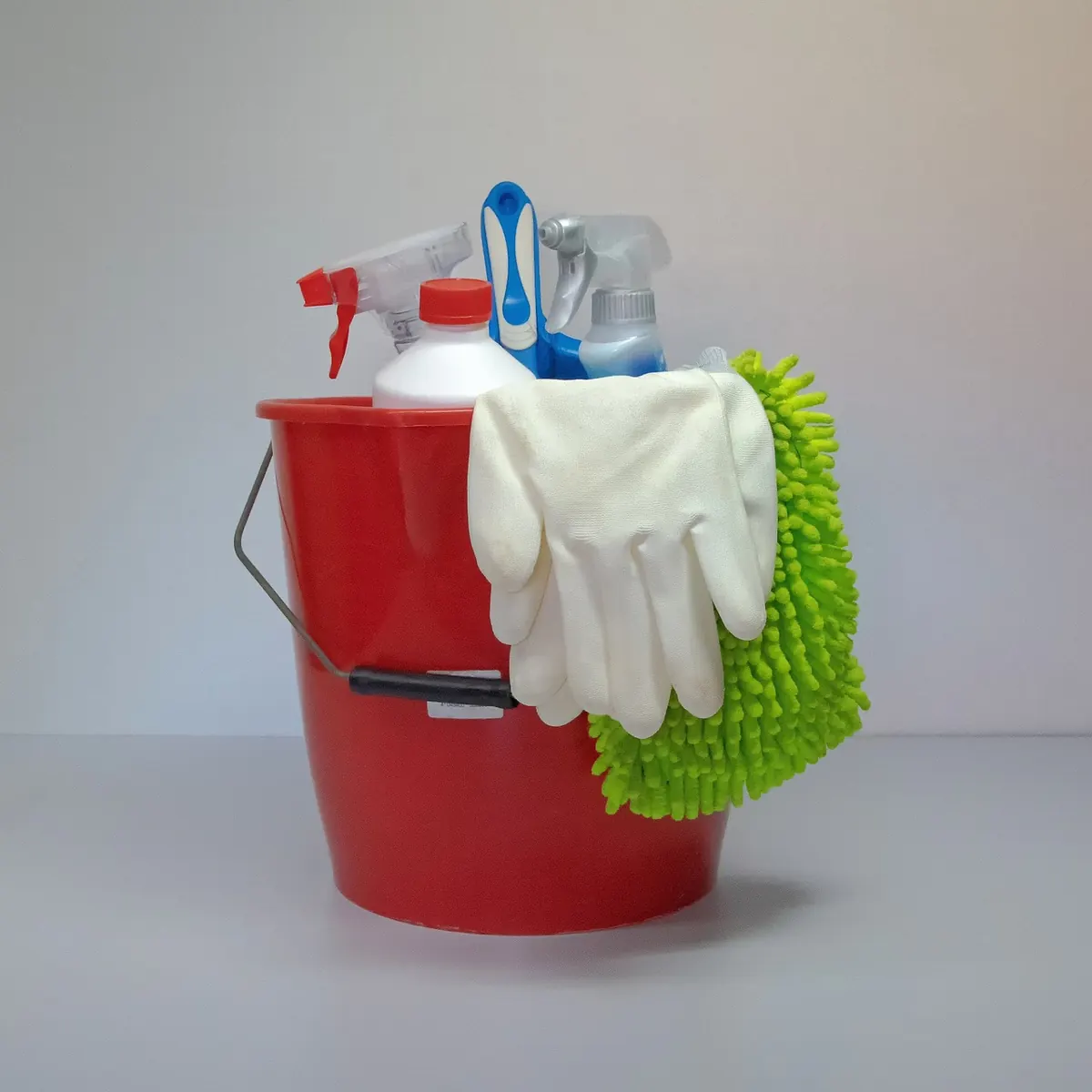 12 Common Cleaning Mistakes That Spread Germs